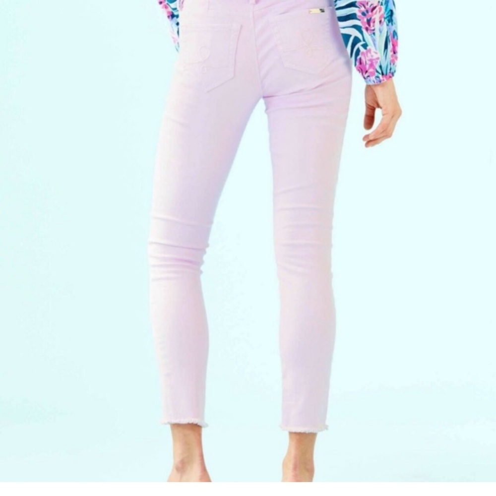 Lilly Pulitzer 29" SOUTH OCEAN SKINNY JEAN 
Sweet Violet Size 12